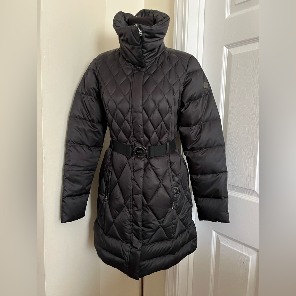 The North Face Women's Black Apres Parkina Quilted Belted Coat